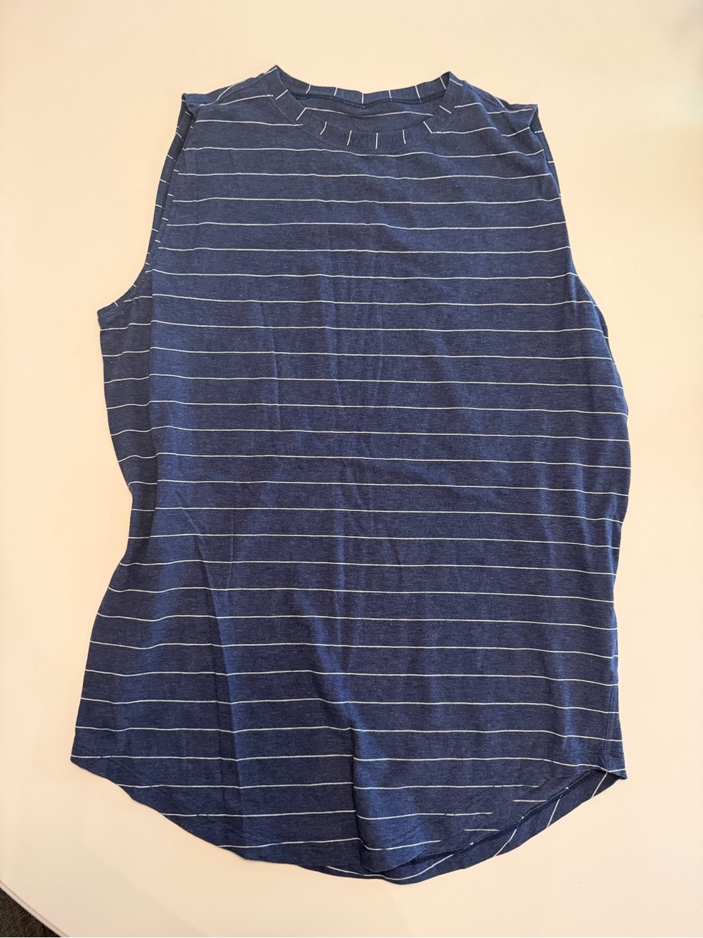 Lululemon Athletica Women’s Tank Bundle in Black, Navy & Patterned - Picture 3 of 8